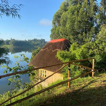 Keije Resort Bunyonyi Kabale Bagian luar foto
