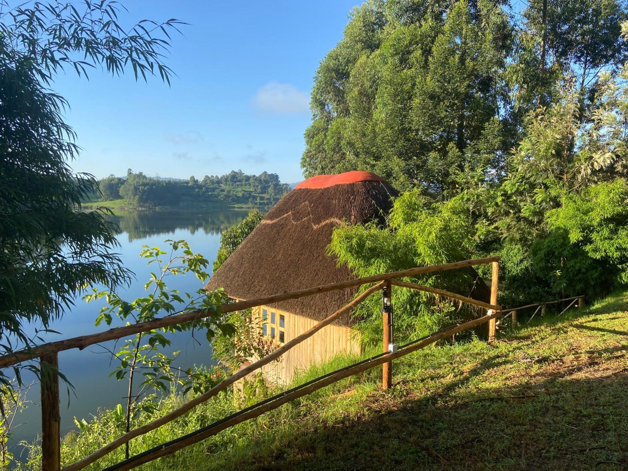Keije Resort Bunyonyi Kabale Bagian luar foto